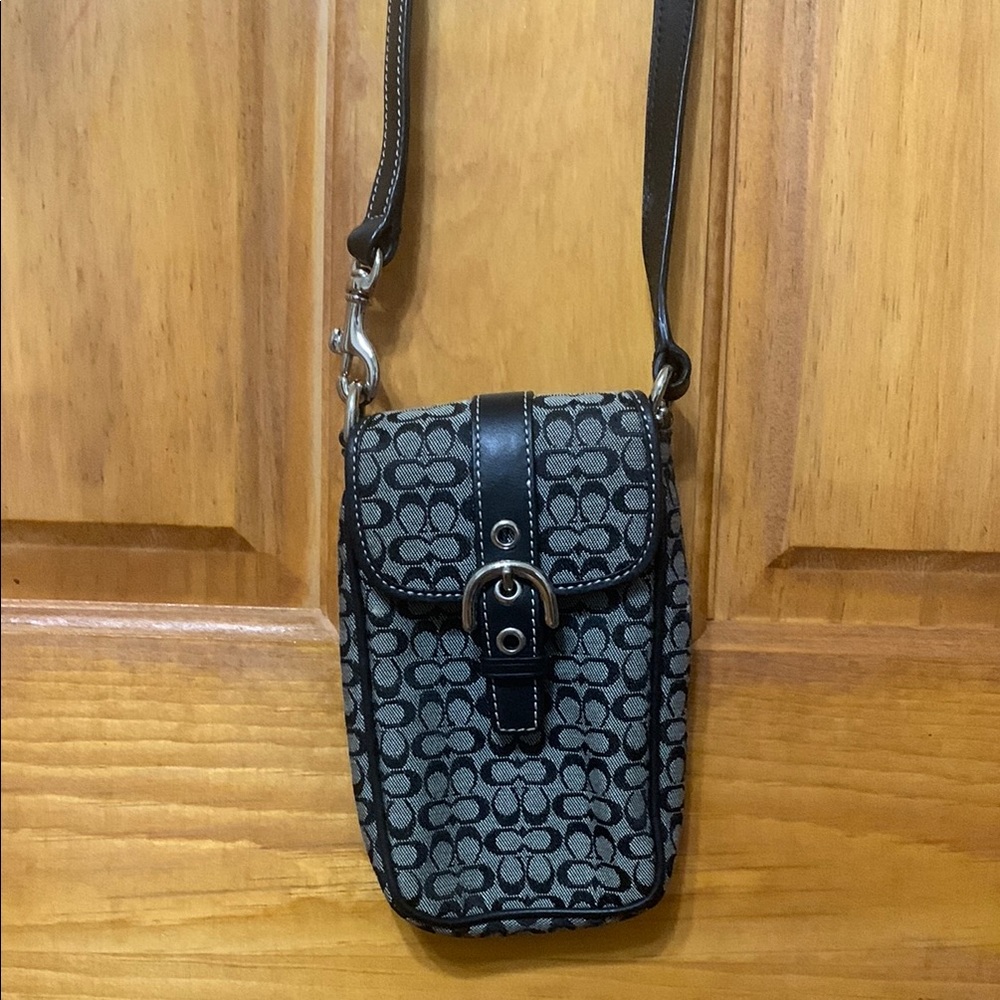 Coach Stylish Black and Gray Crossbody Phone Bag